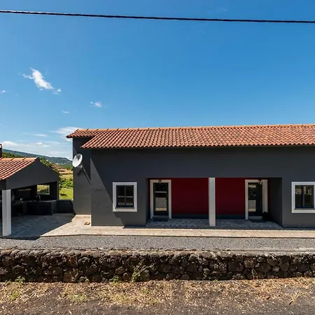 Rosa Cha * Santo Amaro (Azores)