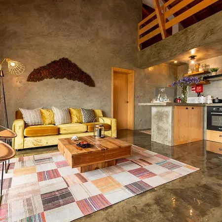 בית נופש Rosa Cha *