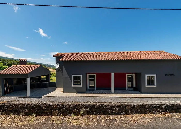 Rosa Cha * Santo Amaro (Azores)