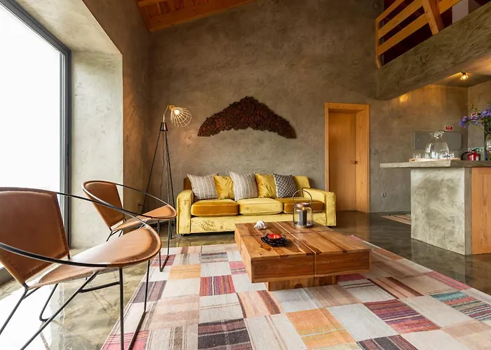 Rosa Cha Santo Amaro (Azores)